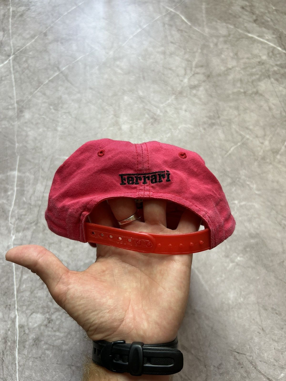 Ferrari × Formula 1 × Vintage Vintage Ferrari 90s hat red cap official licensed racing Size ONE SIZE - 2 Thumbnail