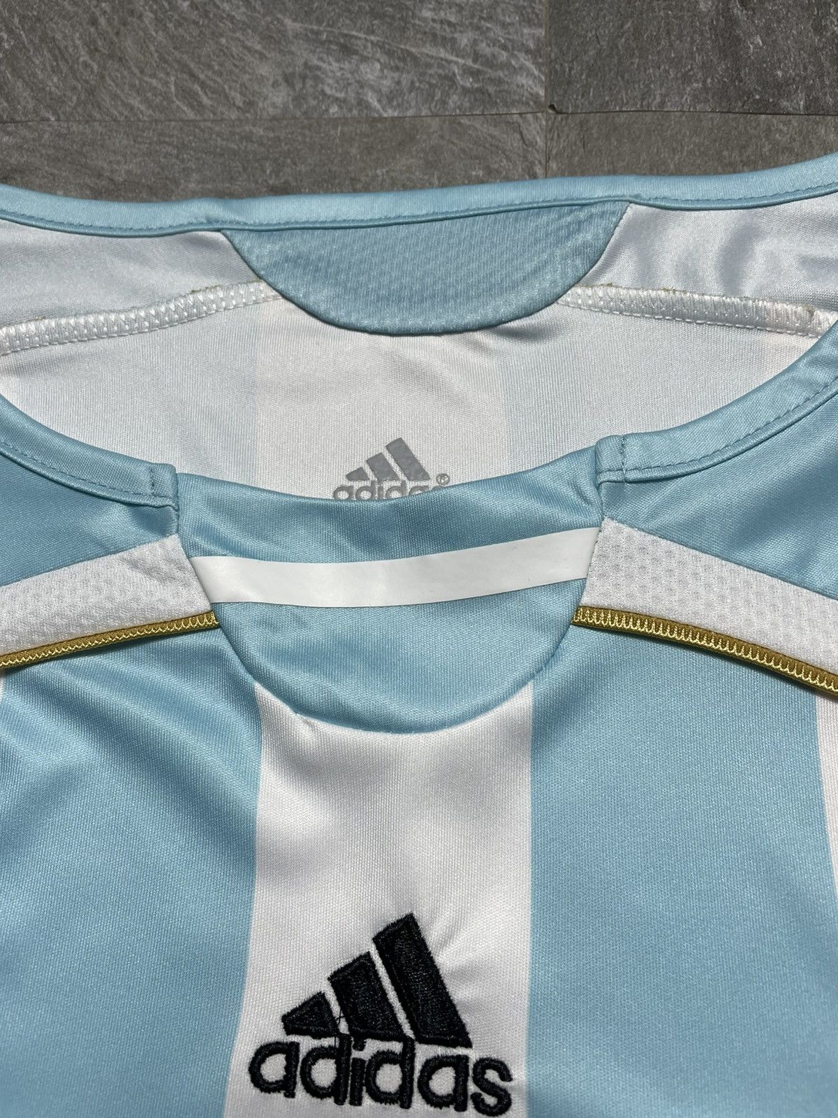 Adidas Adidas Argentina 2006 Home World Cup Vintage Soccer Jersey Size US L / EU 52-54 / 3 - 3 Thumbnail