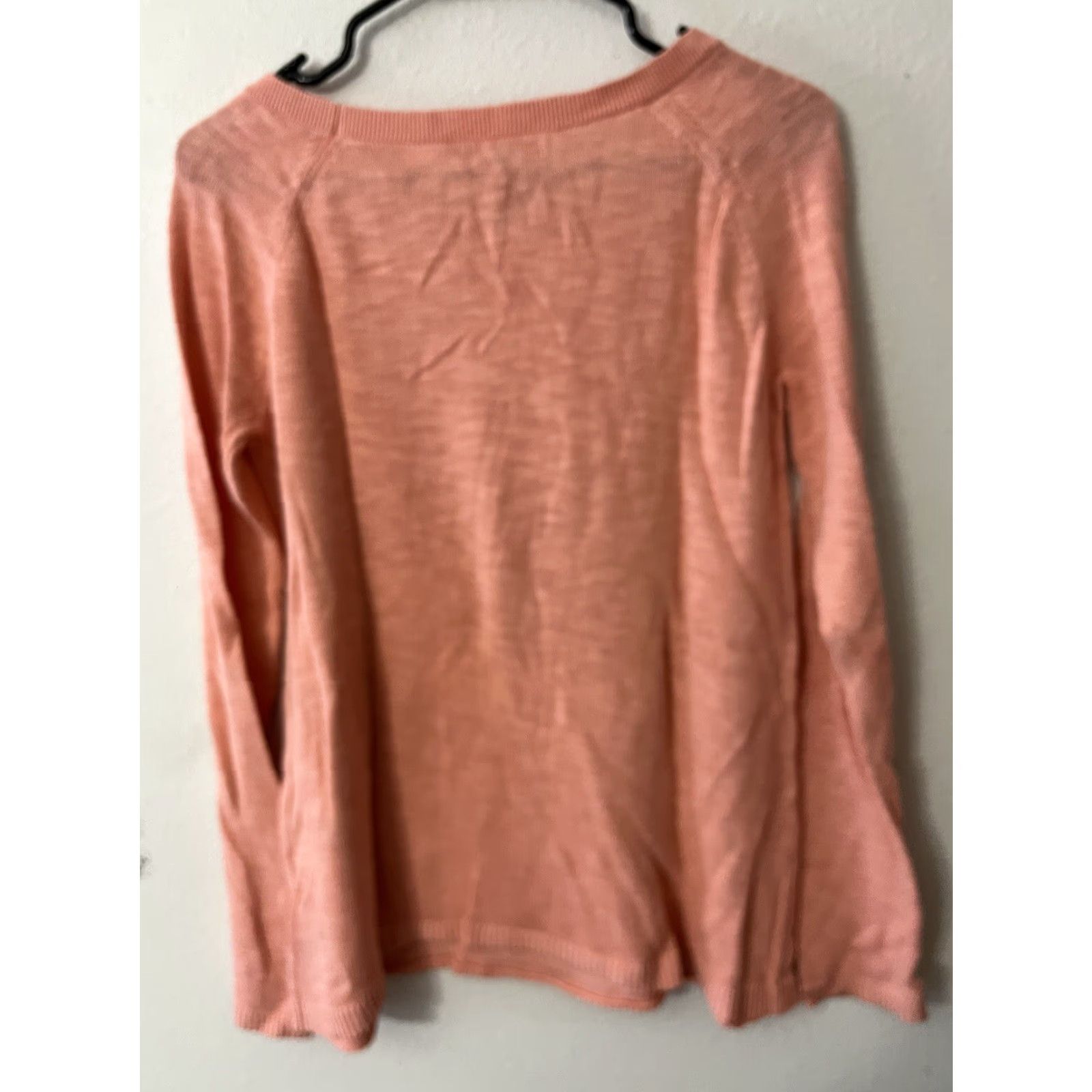 Gap VINTAGE Gap Women's Solid Long Sleeve Crew Neck T-Shirt Medium Pink Casual Fitted All Seasons Size M / US 6-8 / IT 42-44 - 2 Thumbnail
