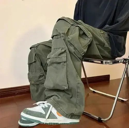 Hypebeast × Japanese Brand Multi-pockets Loose Casual Cargo Pants Men Women Size US 32 / EU 48 - 2 Thumbnail