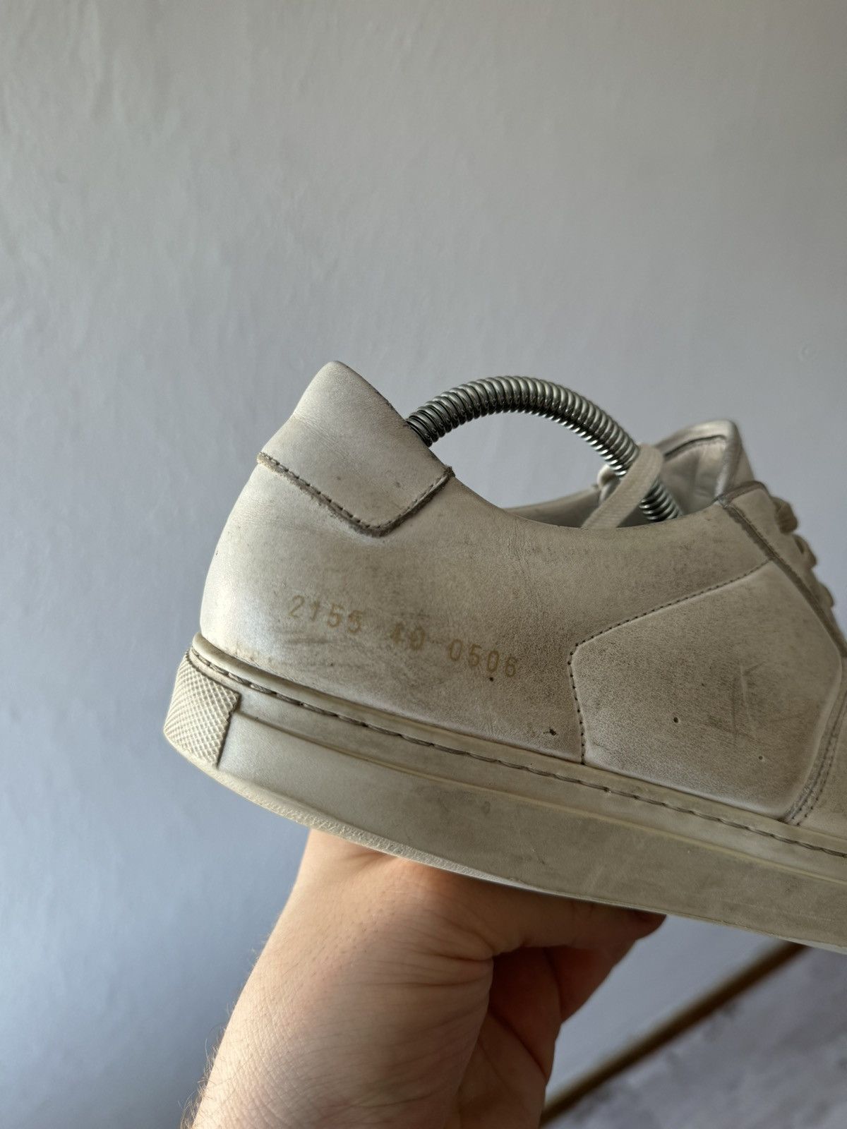 Common Projects Common Projects Bball Distressed Low Leather Sneakers Size US 7 / EU 40 - 7 Thumbnail
