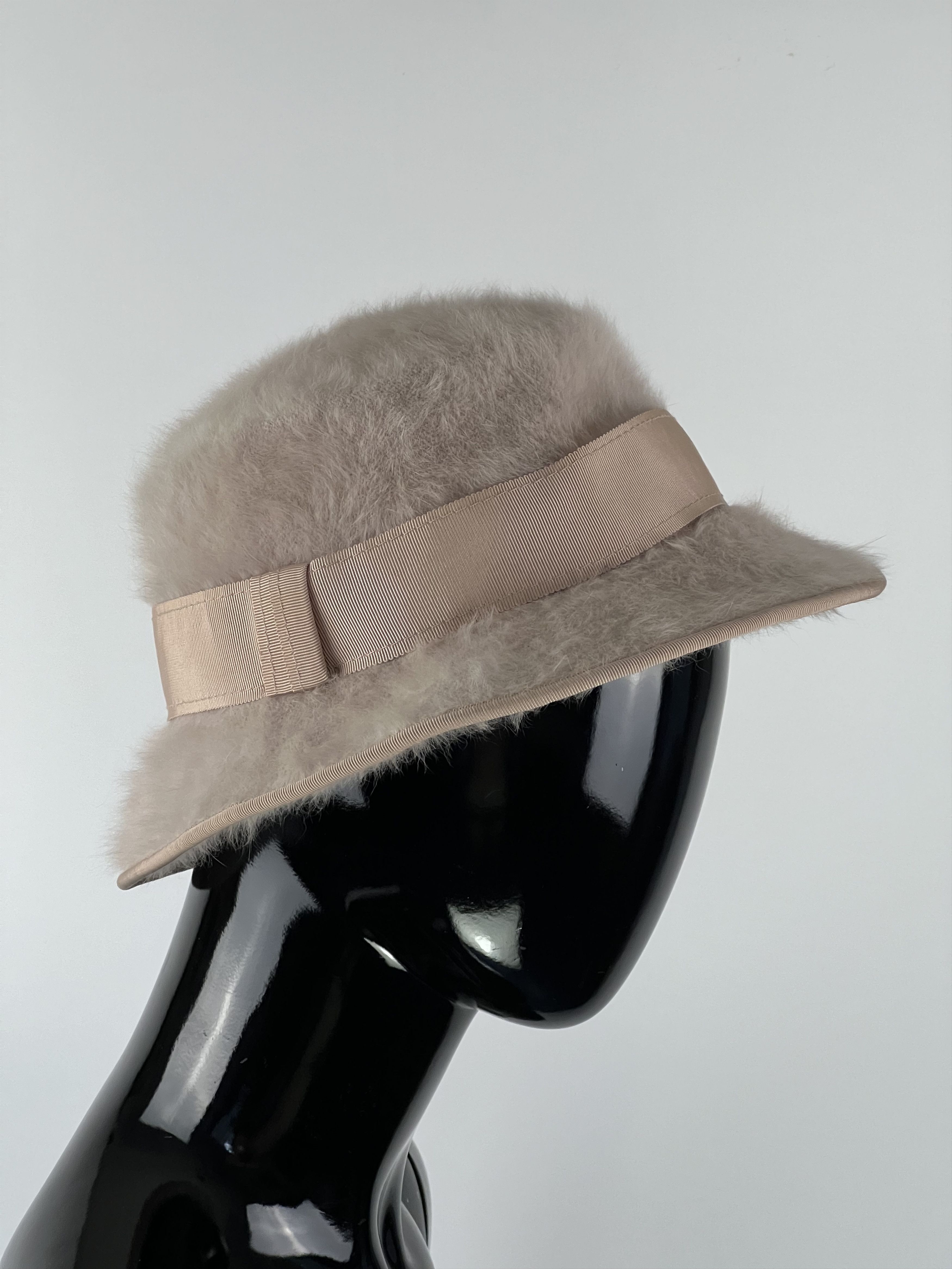 Kangol Kangol Vintage Women's Bucket Hat One Size Made in England Size ONE SIZE - 1 Thumbnail