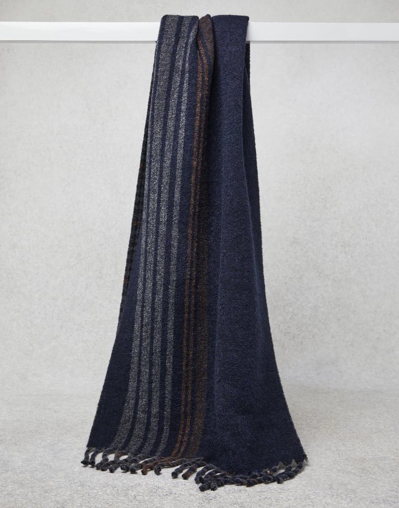 Brunello Cucinelli o1w1db10924 Size: OS / Scarf in Navy Size ONE SIZE - 1 Preview