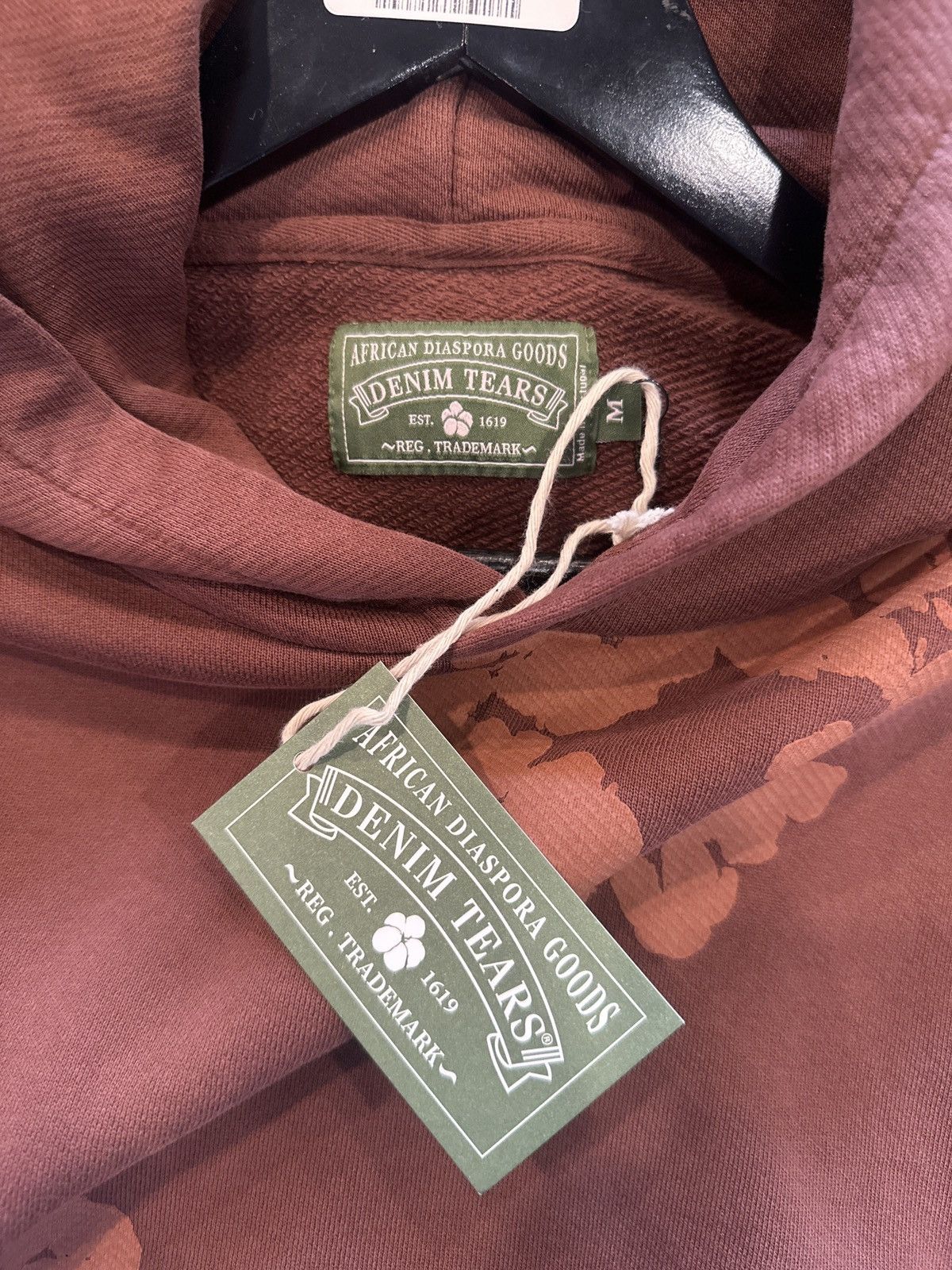 DENIM TEARS Denim Tears Brown Mono Wreath Hoodie DS Medium Size US M / EU 48-50 / 2 - 2 Thumbnail