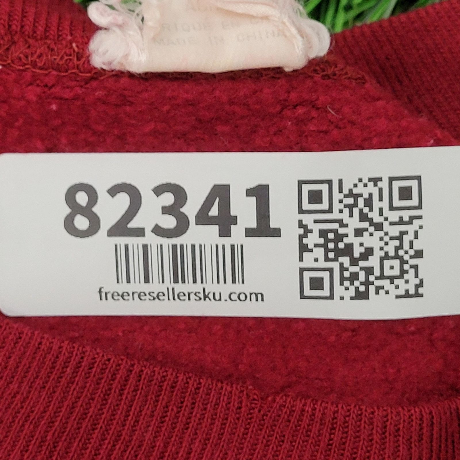 Other Vintage Yarmouth Nova Scotia Sweatshirt M/L 22x23 Crop Y2K Size US M / EU 48-50 / 2 - 7 Thumbnail