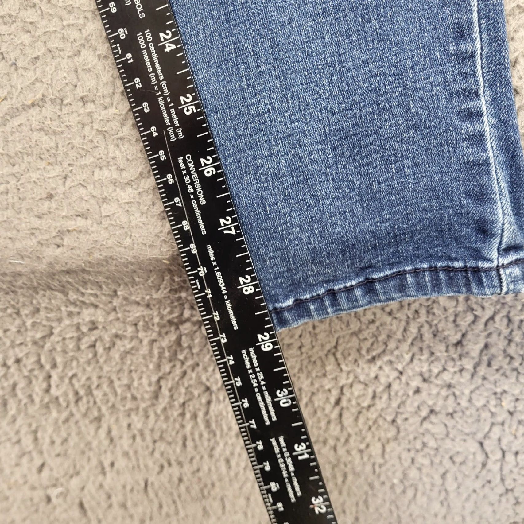 Vintage Royalty For Me Jeans Women’s Slim Stretch Skinny High Rise Distressed 14 Blue Denim Classic 5-Pocket Women Royalty For Me Jeans for Women Size 36" / US 14 / IT 50 - 6 Thumbnail