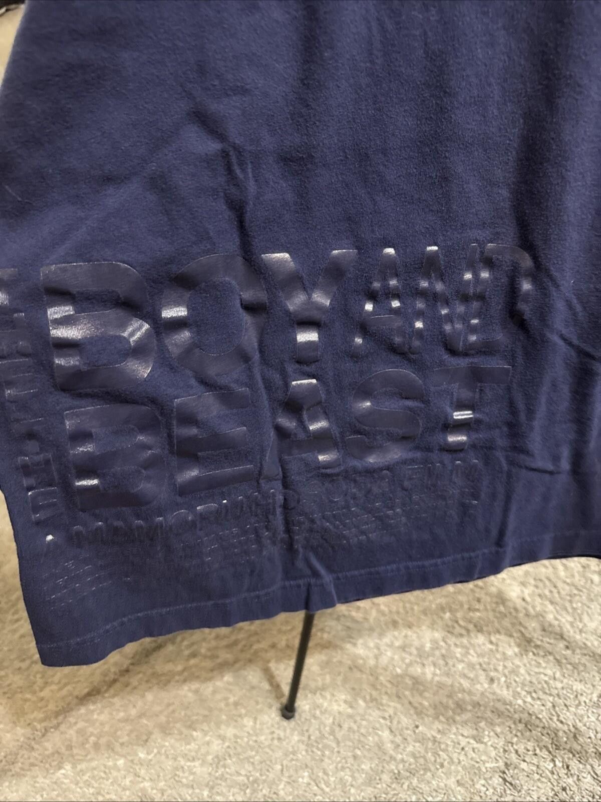 Uniqlo Uniqlo Studio Chizu Blue Boy And The Beast T Shirt Mens L Size US L / EU 52-54 / 3 - 3 Thumbnail