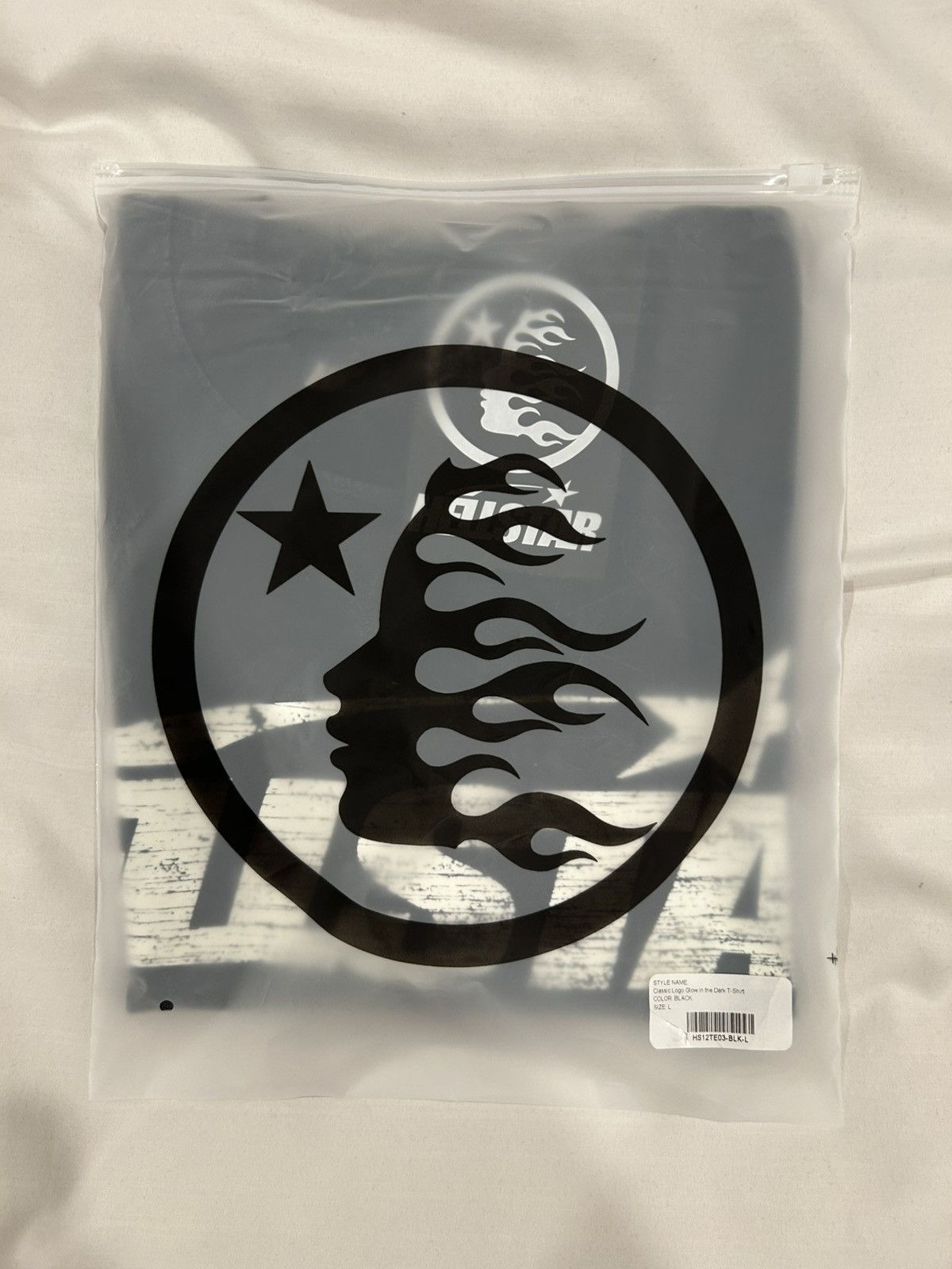 HELLSTAR Hellstar Classic Logo Glow in the Dark Tee ComplexCon Size US L / EU 52-54 / 3 - 10 Thumbnail