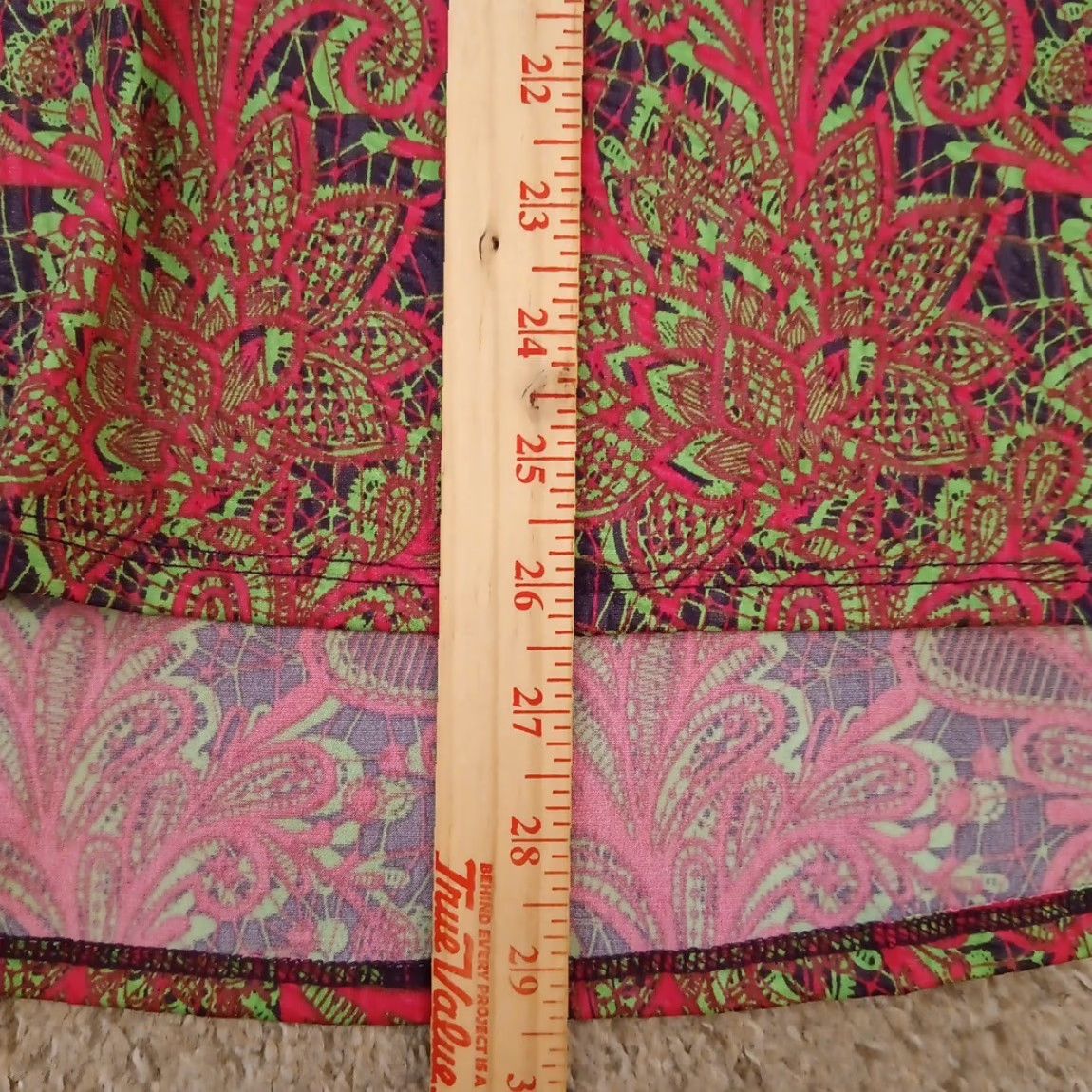 Vintage LuLaRoe Skirt Knee Length Pink Geometric A-Line Pull On L Women Regular VintageNo Size 36" / US 14 / IT 50 - 5 Thumbnail