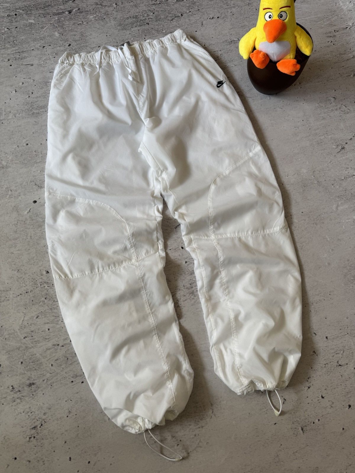 Nike × Vintage NIKE NYLON VINTAGE Y2K OVERSIZE BAGGY FIT PANTS SWEATPANTS Size US 34 / EU 50 - 1 Thumbnail