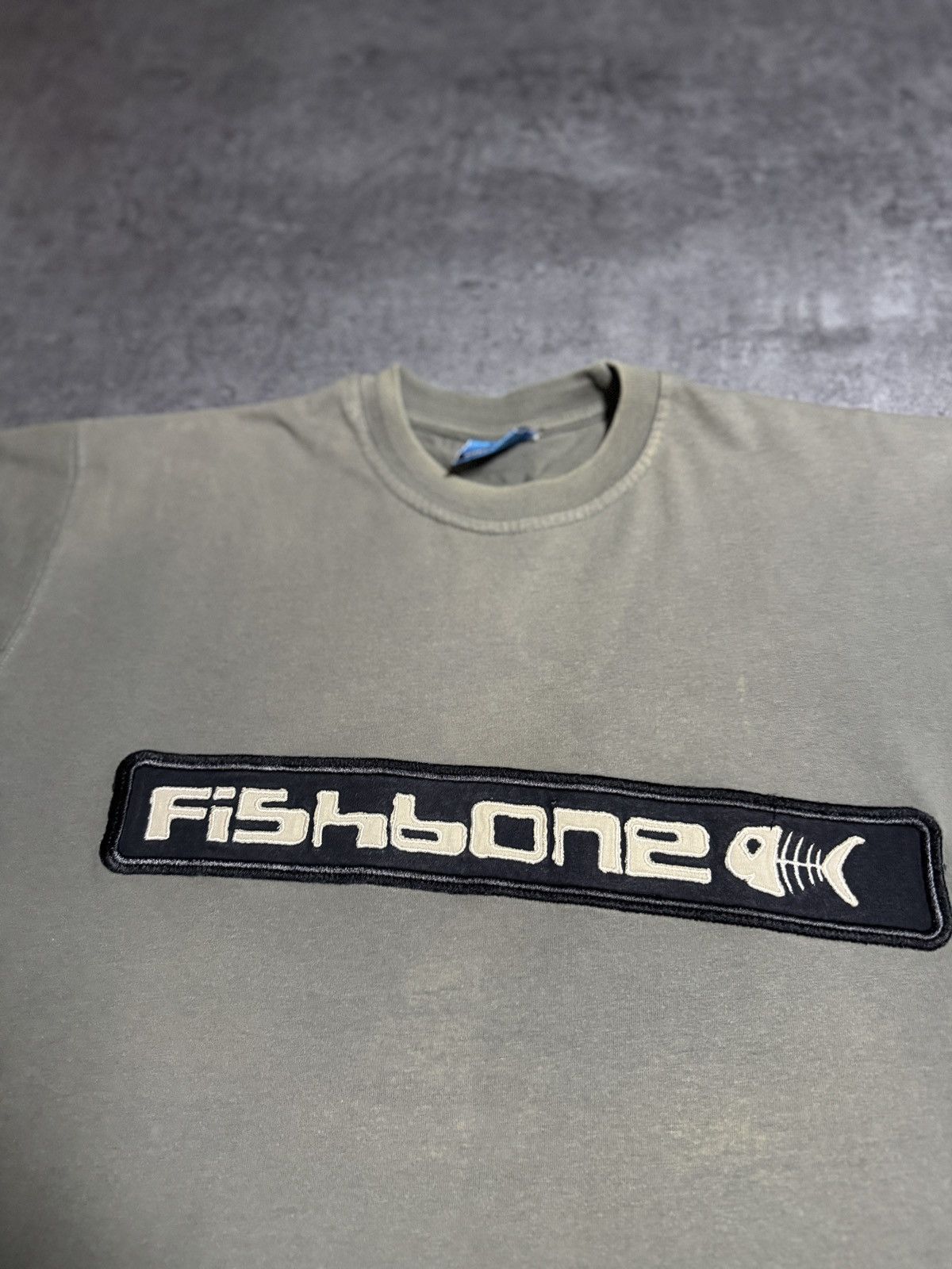 Rap Tees × Vintage Fishbone 90s Vintage Hip Hop Boxy Tees Rap Skate Y2K Logo Size US M / EU 48-50 / 2 - 6 Thumbnail