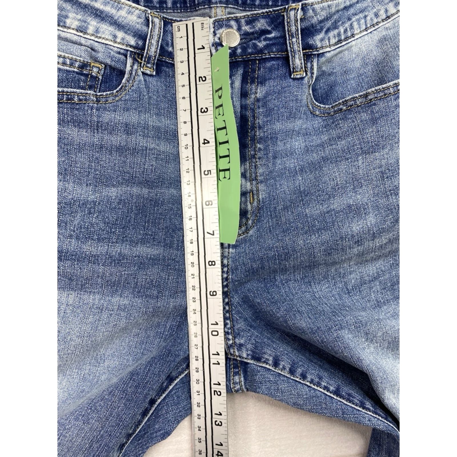 Rebecca Minkoff VINTAGE RM Rebecca Minkoff Denim Jeans 12P Distressed Crop Ankle Raw Hem Stretch NWT Size 34" / US 12 / IT 48 - 5 Thumbnail