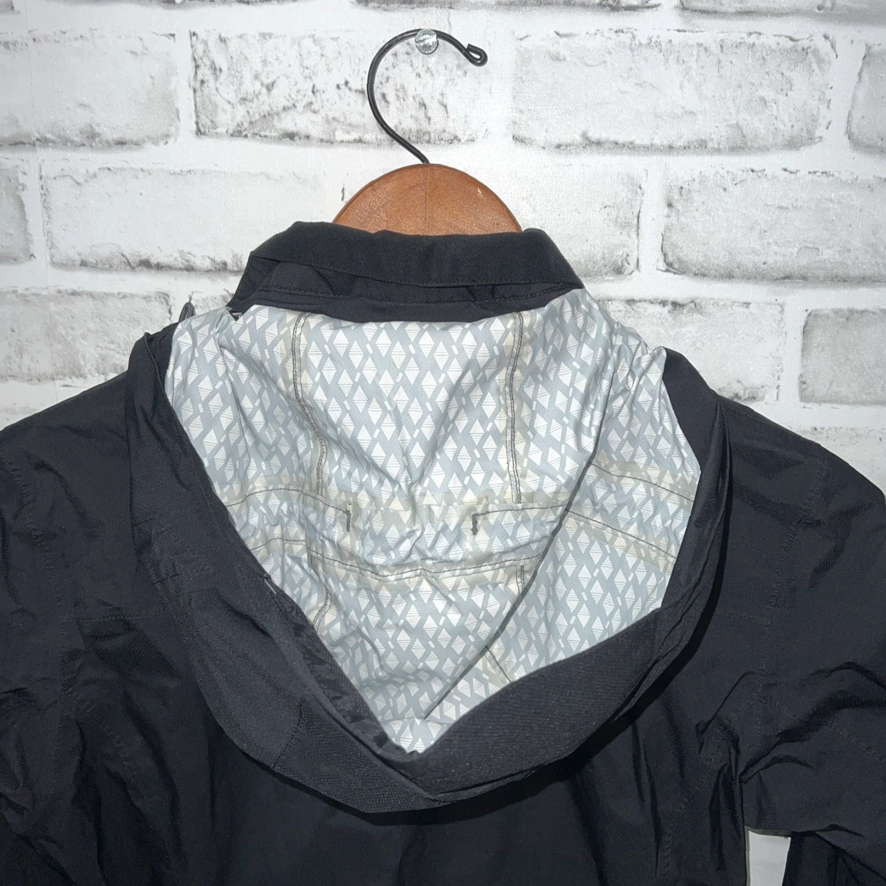 Vintage REI Black Full Zip Hooded Nylon Jacket Womens Size XS Size XS / US 0-2 / IT 36-38 - 5 Thumbnail