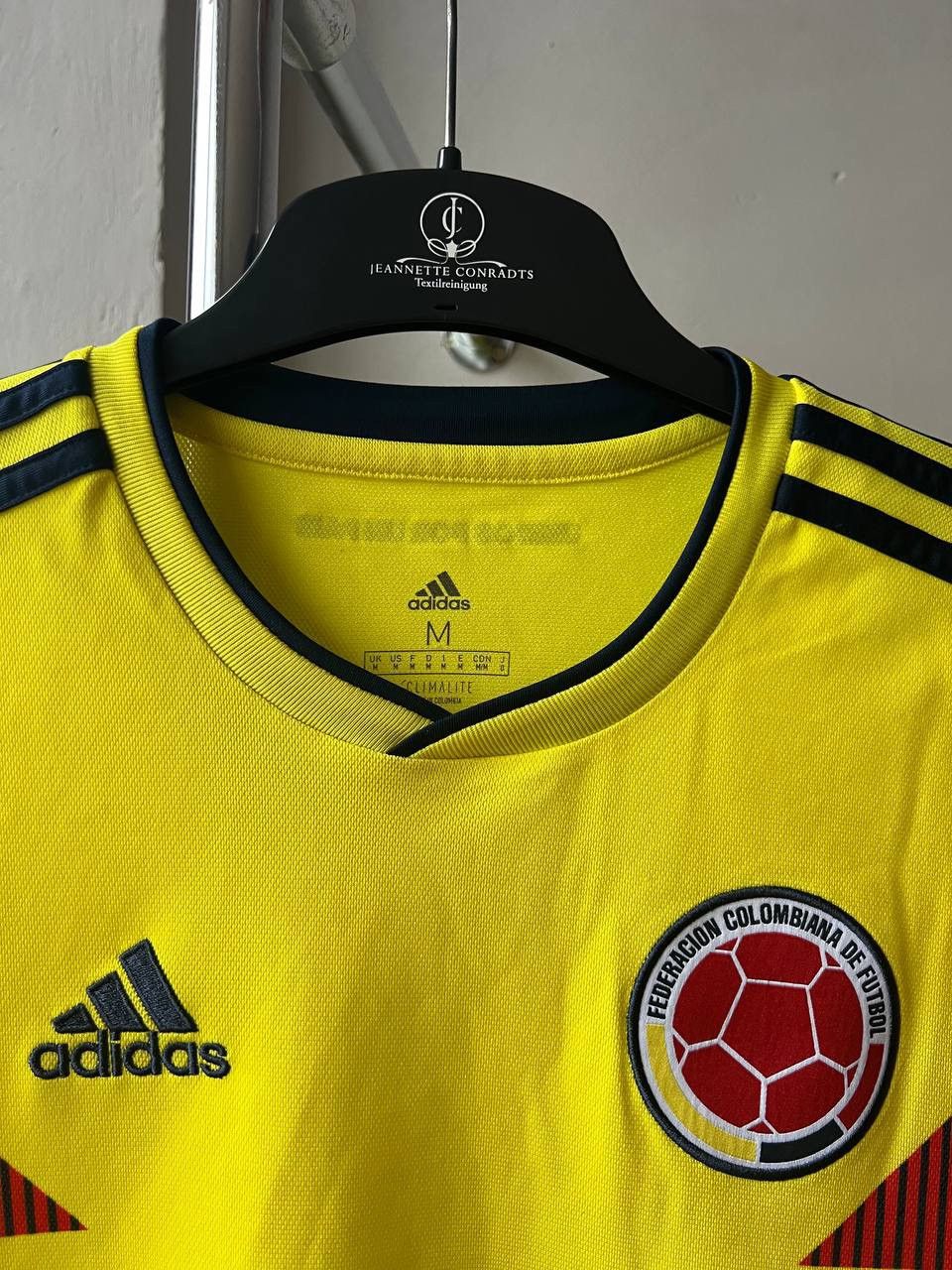 Adidas 2018/19 COLUMBIA TEAM HOME SOCCER JERSEY FOOTBALL SHIRT SZ M Size US M / EU 48-50 / 2 - 5 Thumbnail