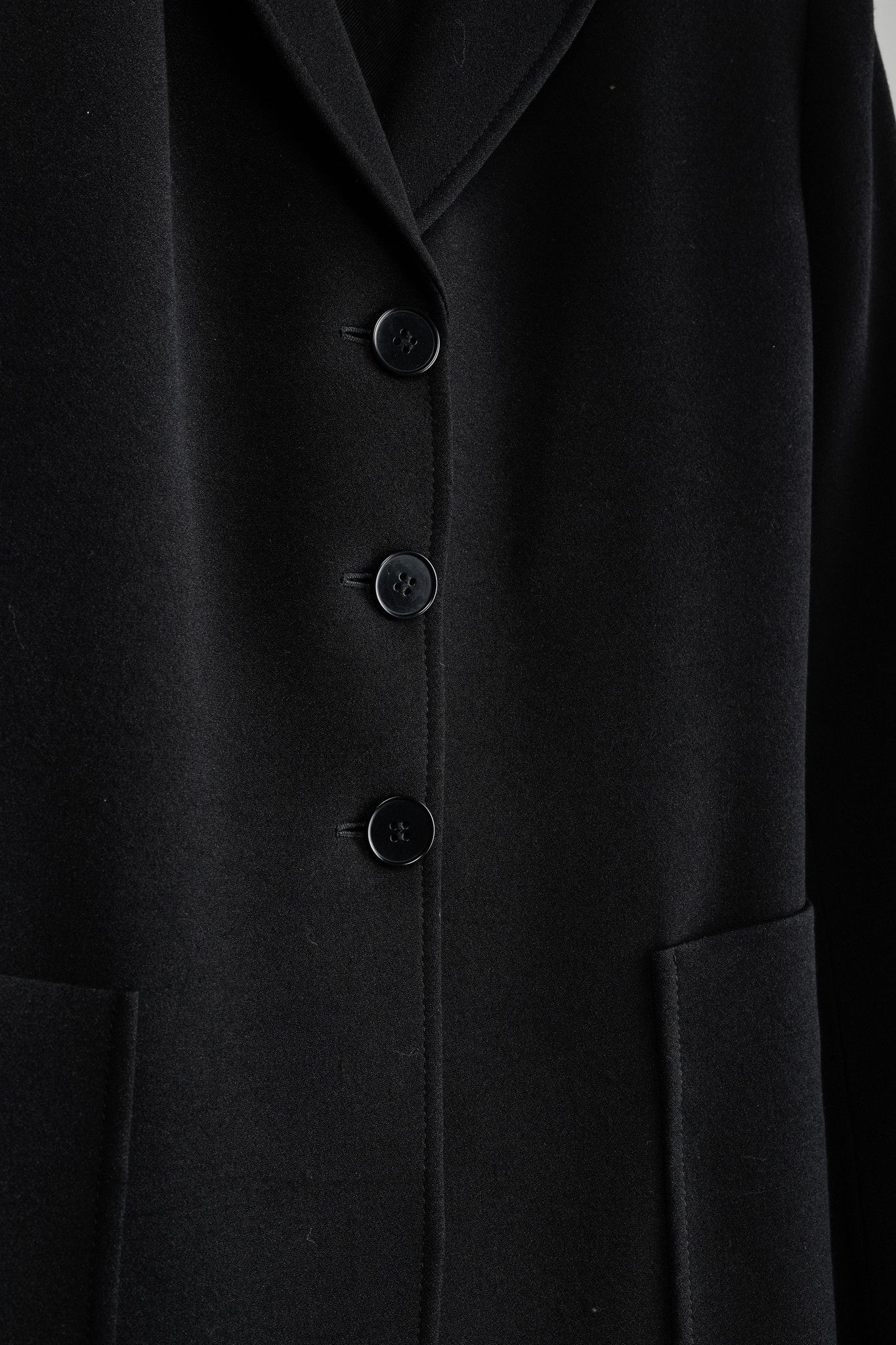 Stella McCartney Stella McCartney PF/12 Black Viscose-Crepe Longline Blazer Size M / US 6-8 / IT 42-44 - 7 Thumbnail