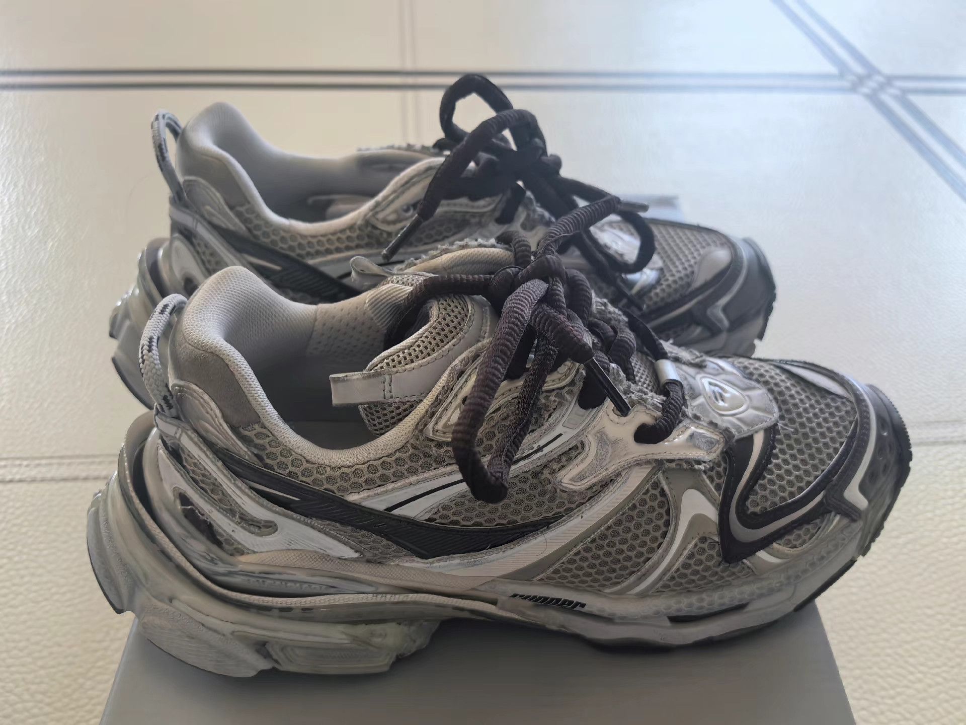 Balenciaga Balenciaga 2.0 New Dad Sneakers K17 Size US 10 / EU 43 - 5 Thumbnail