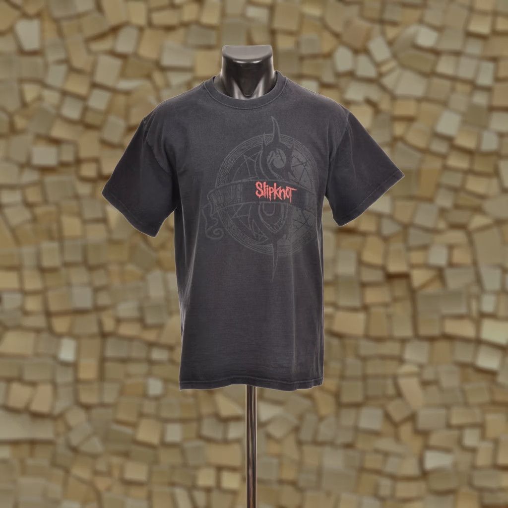 Fruit Of The Loom Fruit of the Loom Slipknot Maggot Vintage Sun Faded T-Shirt Tee Size M Men Black 100% Cotton Short Sleeve shirt Size US M / EU 48-50 / 2 - 1 Thumbnail
