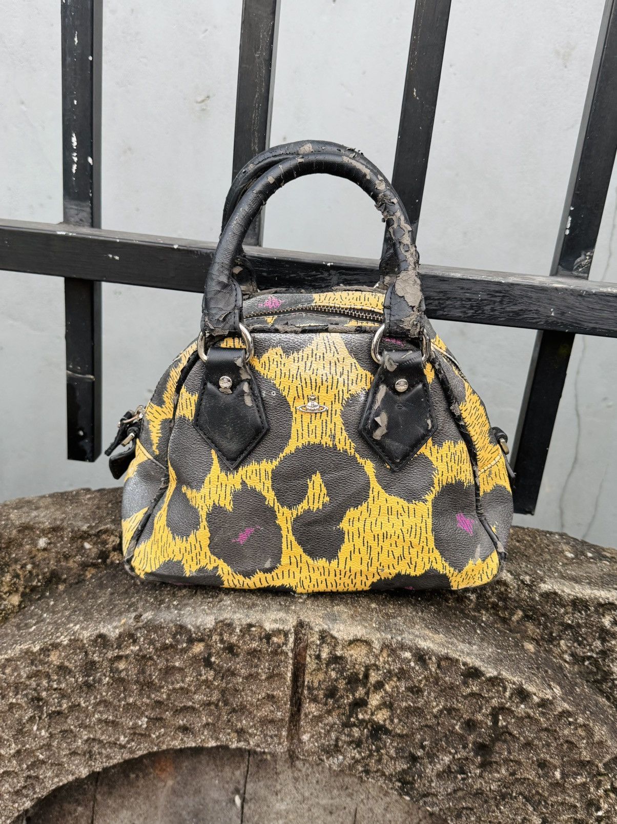 Vivienne Westwood Vivienne Westwood Hand Bags Size ONE SIZE - 1 Thumbnail