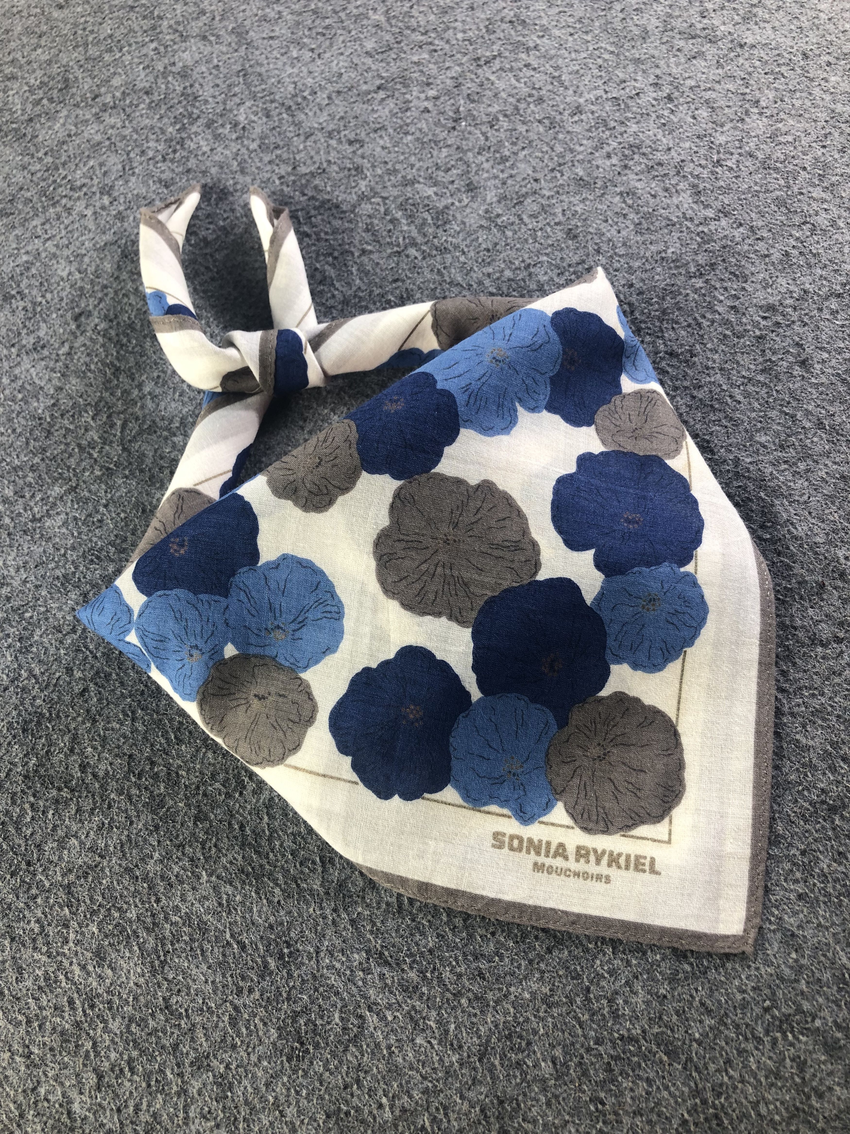 Sonia Rykiel Sonia Rykiel Mouchoirs Handkerchief / Bandana / Neckerchief Size ONE SIZE - 1 Thumbnail