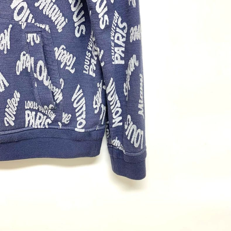 Louis Vuitton LOUIS VUITTON Full-printed logo half-zipper long sleeves Size US L / EU 52-54 / 3 - 5 Thumbnail