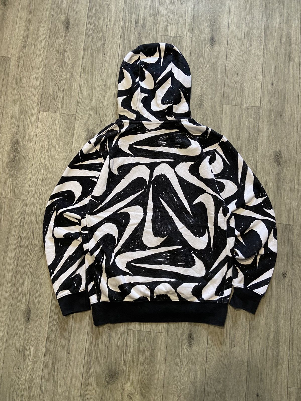 Nike Nike swoosh all over print hoodie Size US S / EU 44-46 / 1 - 6 Thumbnail