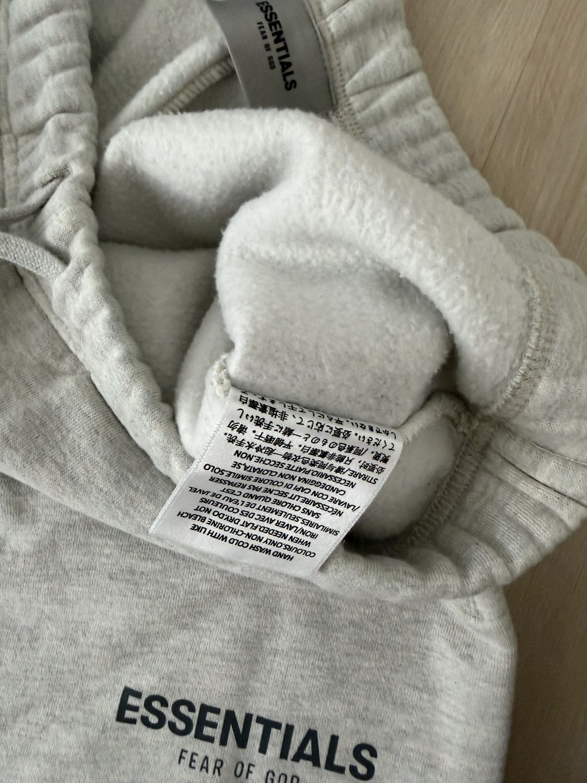 Essentials Fear of God Essentials SS22 Sweatshort Light Oatmeal Size US 34 / EU 50 - 7 Thumbnail