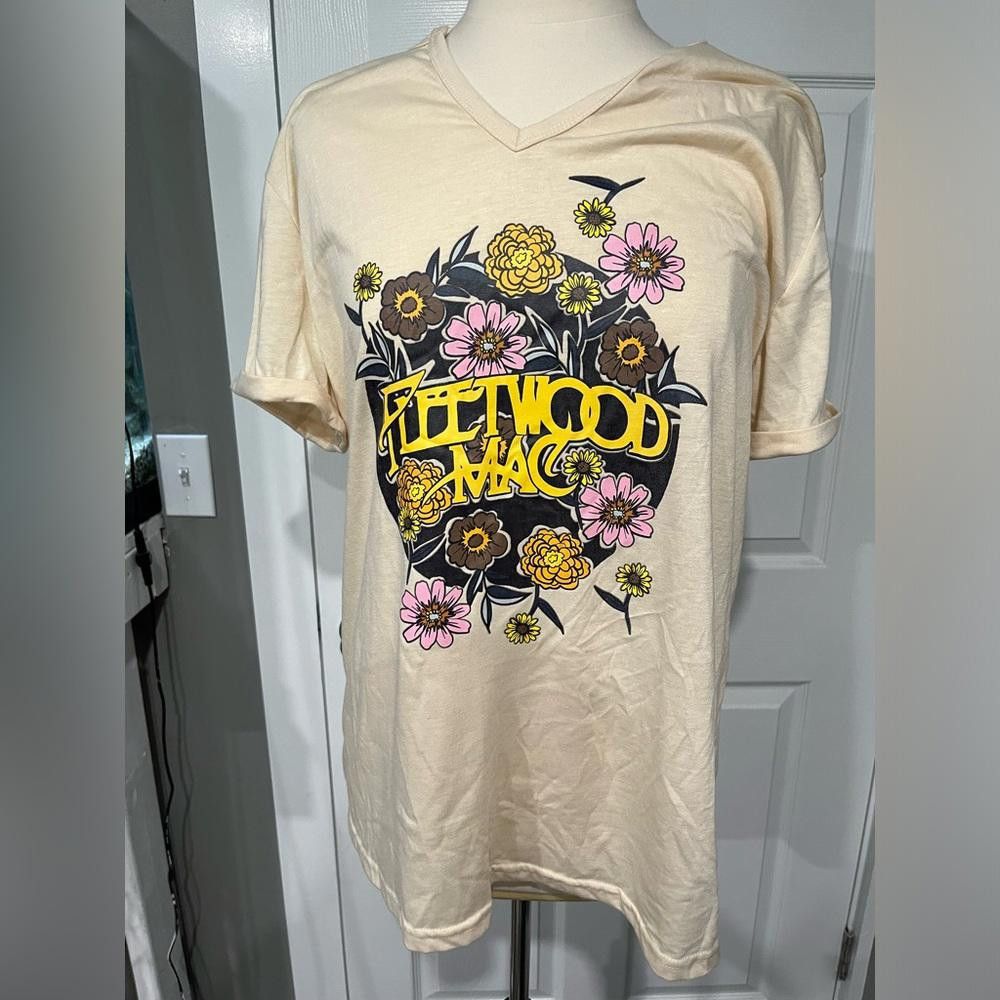 Designer Fleetwood Mac T-shirt Band Tee Fleetwood Mac shirt Size XL / US 12-14 / IT 48-50 - 1 Thumbnail