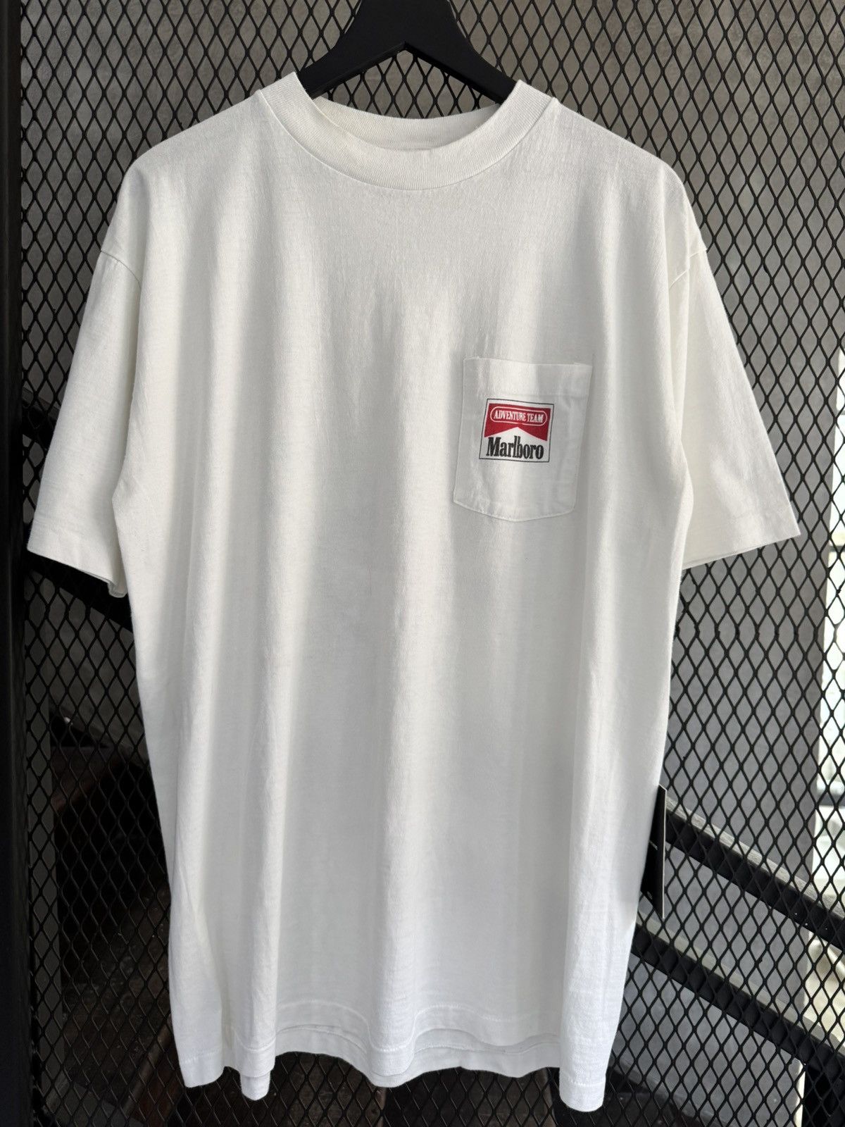 Other Vintage 1990s Marboro Pocket Tee Promo Size US XL / EU 56 / 4 - 1 Thumbnail