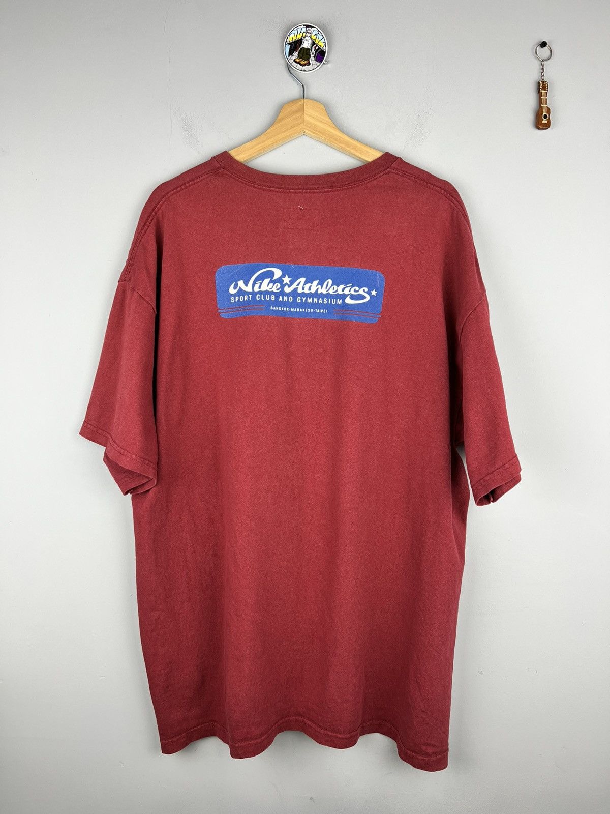 Nike Very Rare Nike Athletics Gymnasium T shirt Star Swoosh Logo Size US XL / EU 56 / 4 - 3 Thumbnail