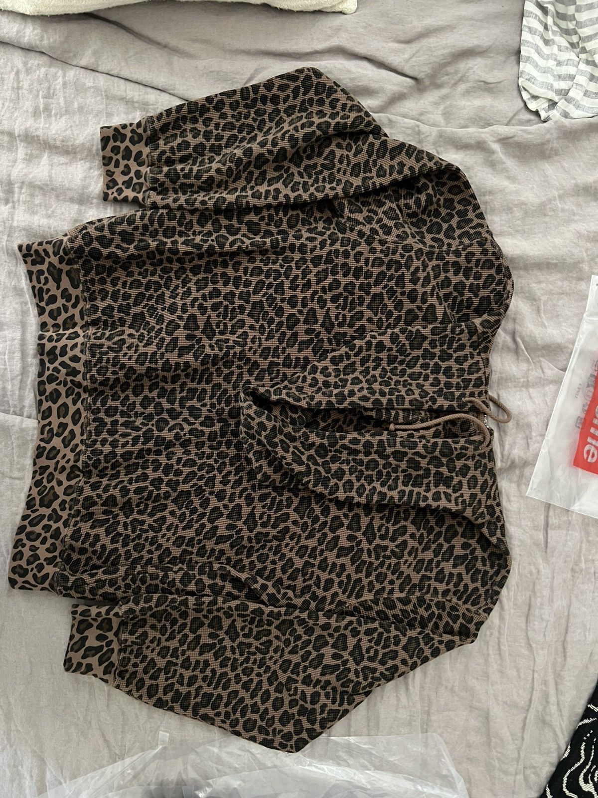 Supreme Size Medium Supreme Leopard Zip Up Hooded Thermal Size US M / EU 48-50 / 2 - 2 Thumbnail