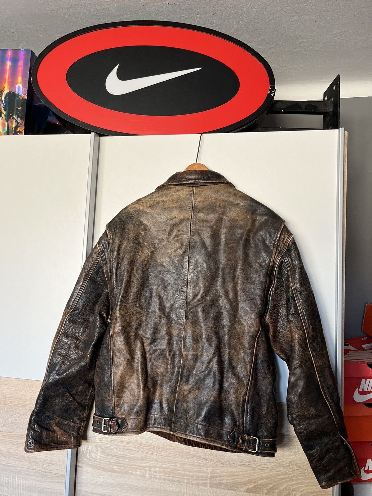 Guess × Vintage Vintage 90’s Guess Heavy Distressed Leather Jacket Designer Size US XL / EU 56 / 4 - 9 Thumbnail