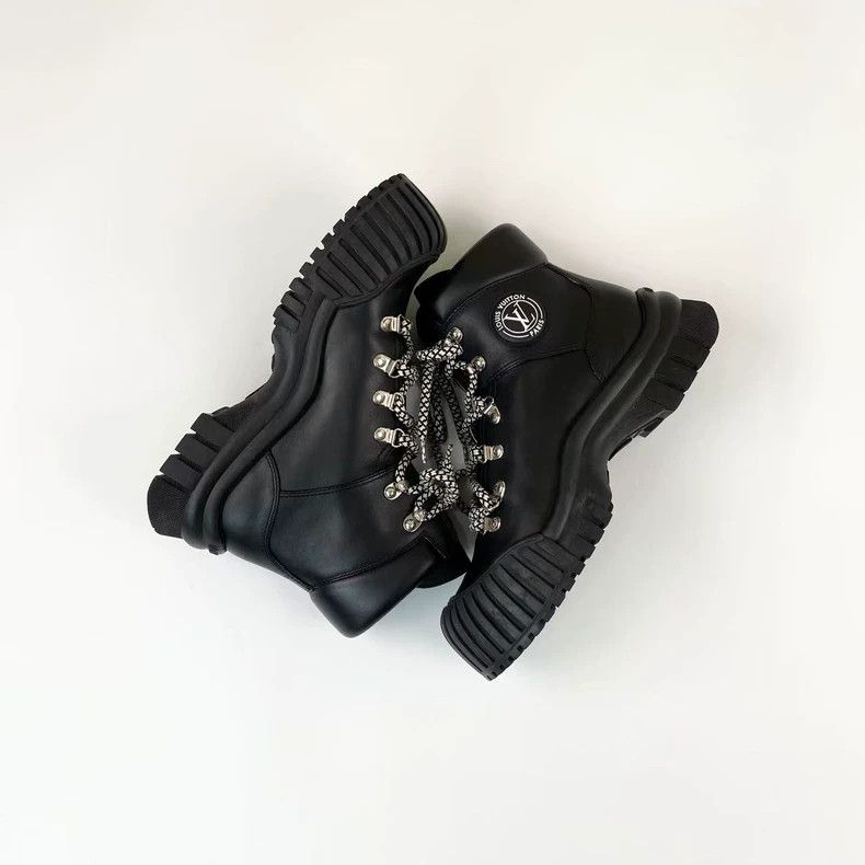 Louis Vuitton Louis Vuitton Hot Black Leather Boots Size US 7 / IT 37 - 3 Thumbnail