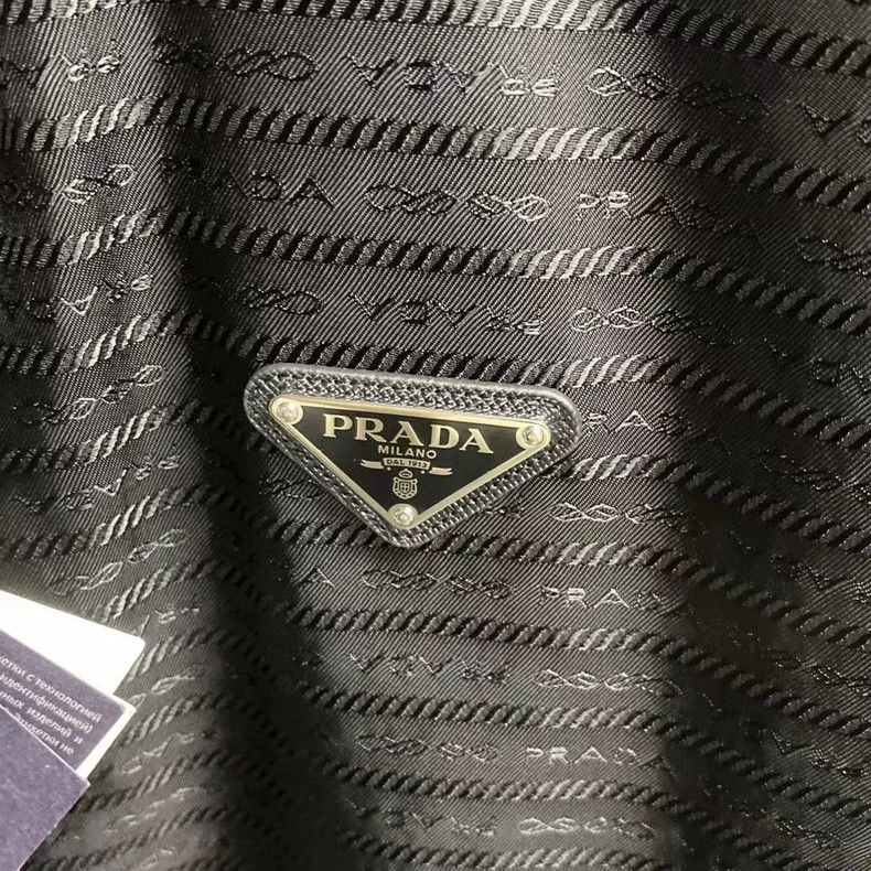 Prada Prada The latest black dark pattern full print pattern logo Size US S / EU 44-46 / 1 - 3 Thumbnail