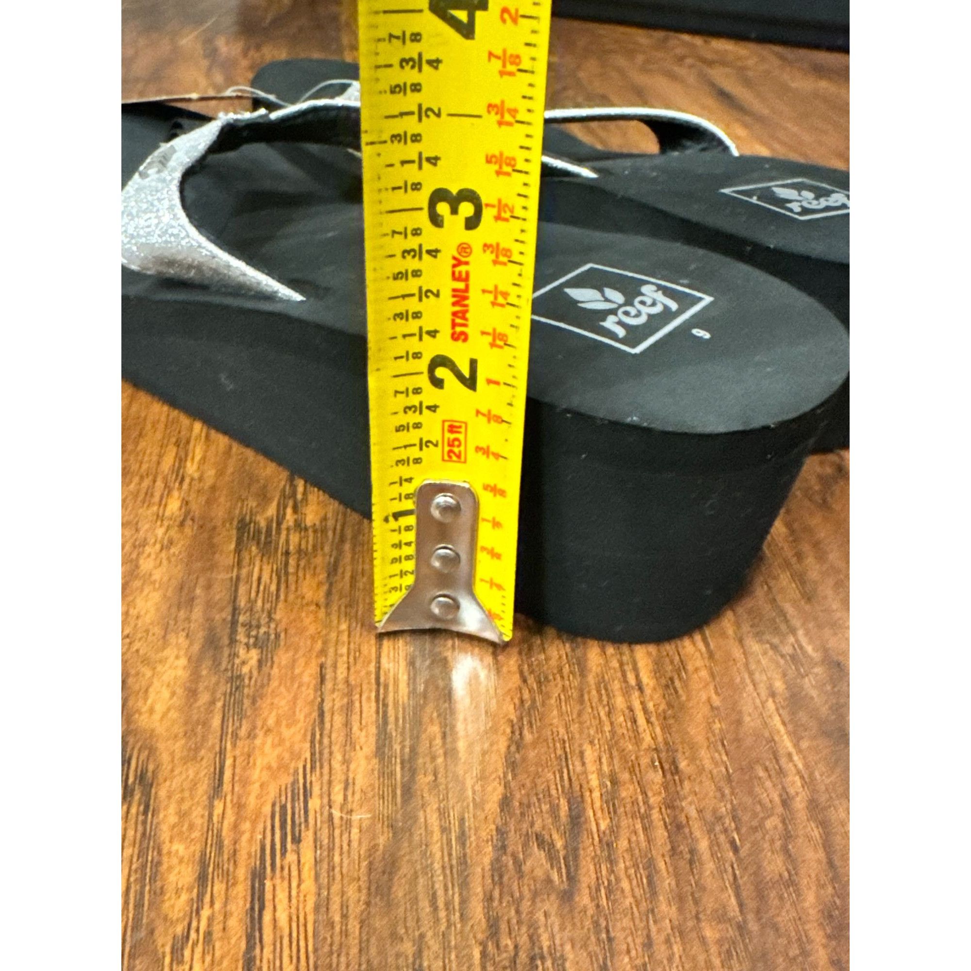 REEF NWT Reef Surf Womens Black Silver Star Hi Wedge Flip Flops P Size US 9 / IT 39 - 3 Thumbnail
