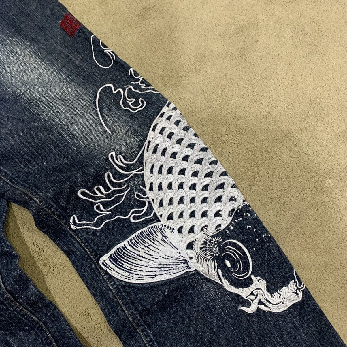 Karakuri Tamashii Vintage Karakuri Tamashii Koi Fish Embroidered Jeans Pants Size US 34 / EU 50 - 4 Thumbnail