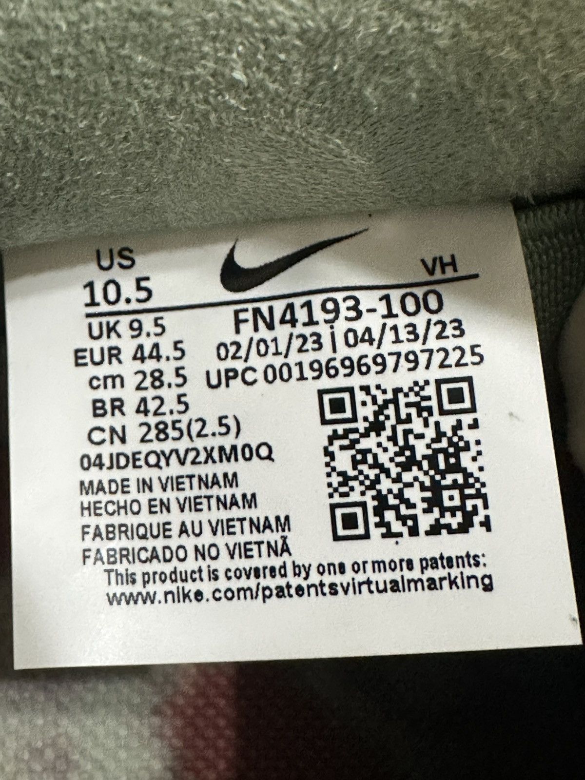 Nike SB Size 10.5 - Nike SB Dunk Low Crenshaw Skate Club Size US 10.5 / EU 43-44 - 6 Thumbnail