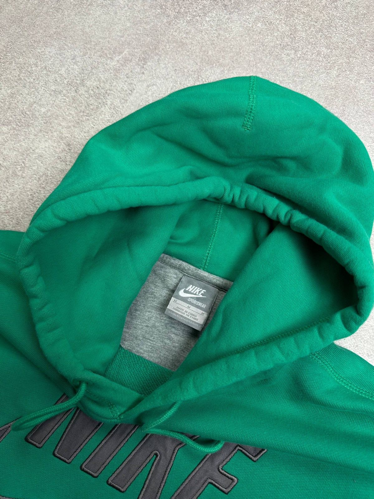 Nike Vintage 90s Nike Big Swoosh Boxy Hoodie Rare M Size US M / EU 48-50 / 2 - 4 Thumbnail