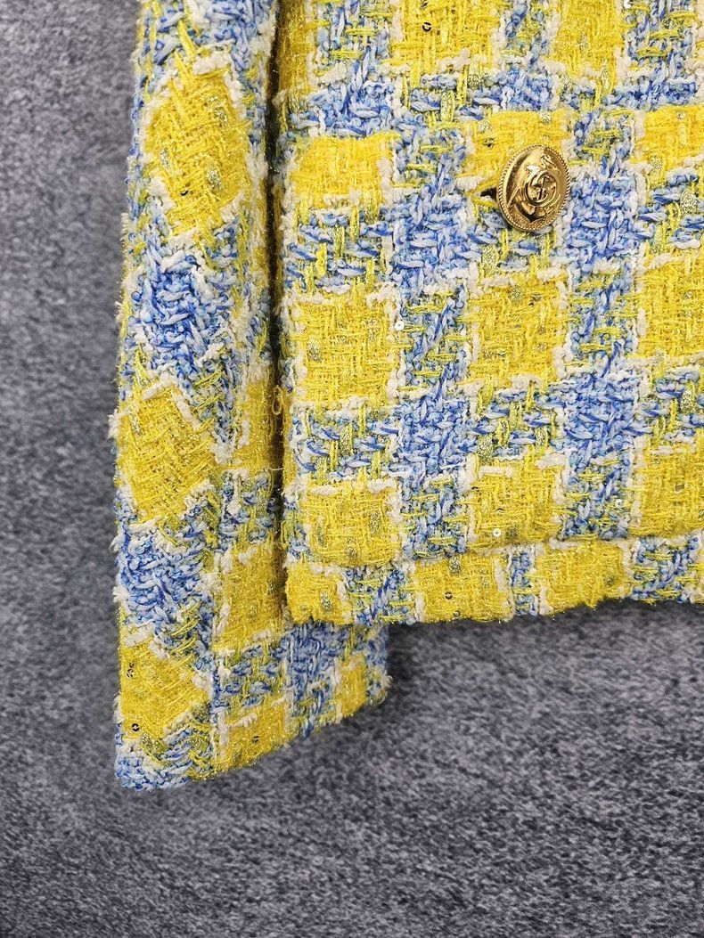Gucci Short Checkered Coat by Gucci-2506 Size US M / EU 48-50 / 2 - 5 Thumbnail