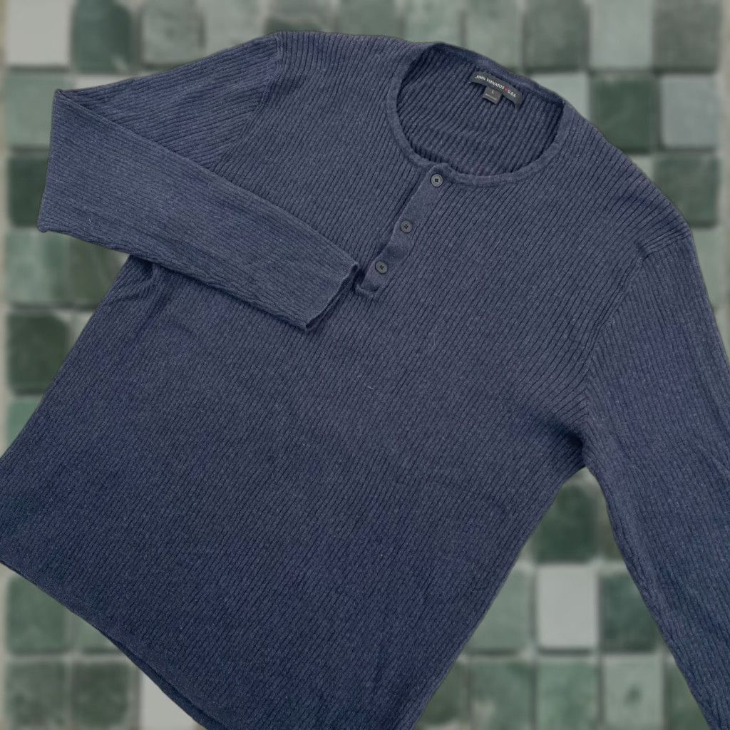 John Varvatos John Varvatos Henley Sweater Men L Navy Camel Hair Blend Ribbed USA Size L Blue Solid Vintage No Size US L / EU 52-54 / 3 - 1 Thumbnail