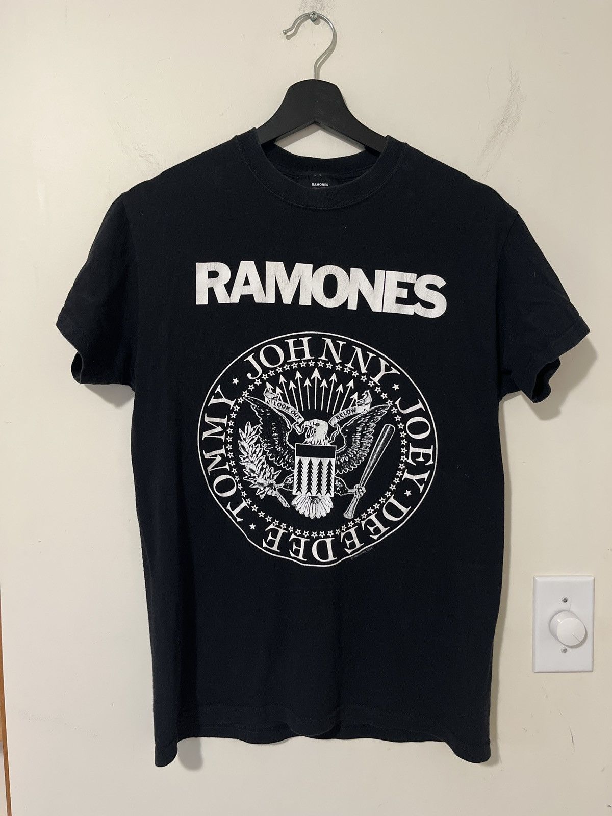 Vintage Early 2000s ramones t-shirt Size US S / EU 44-46 / 1 - 1 Thumbnail