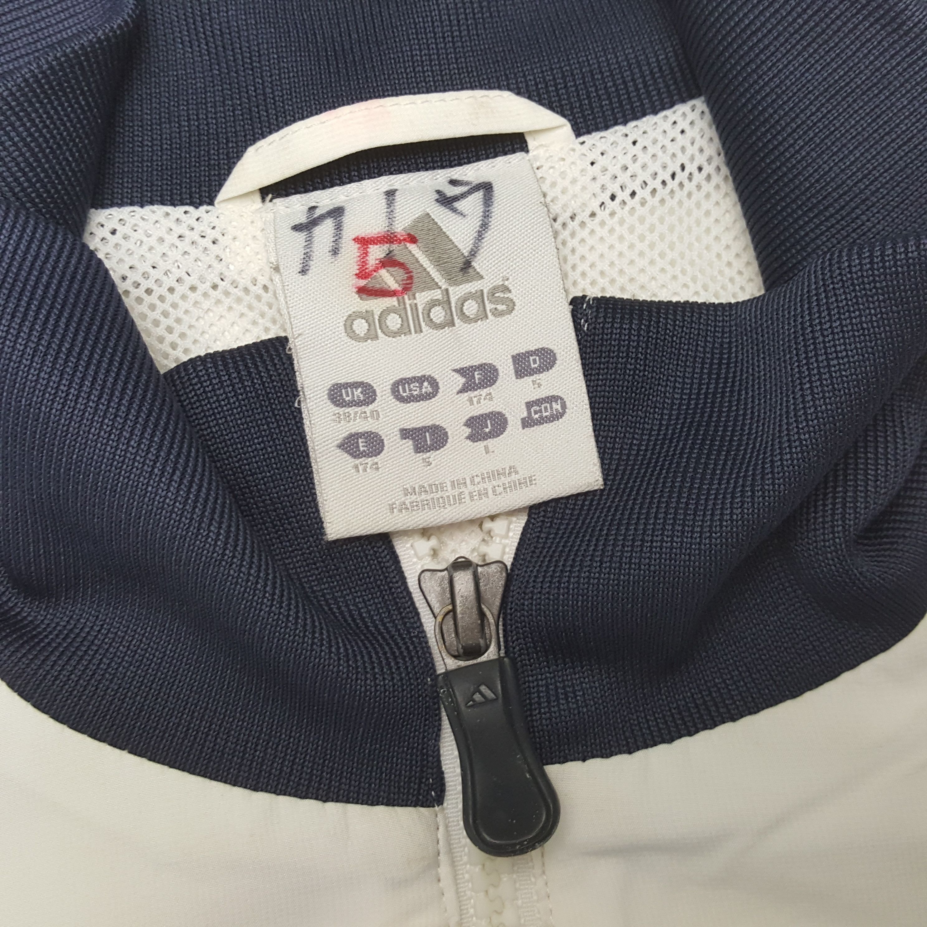 Adidas Vintage Adidas UEFA Champions League Chelsea Jacket RR8 Size US M / EU 48-50 / 2 - 5 Thumbnail