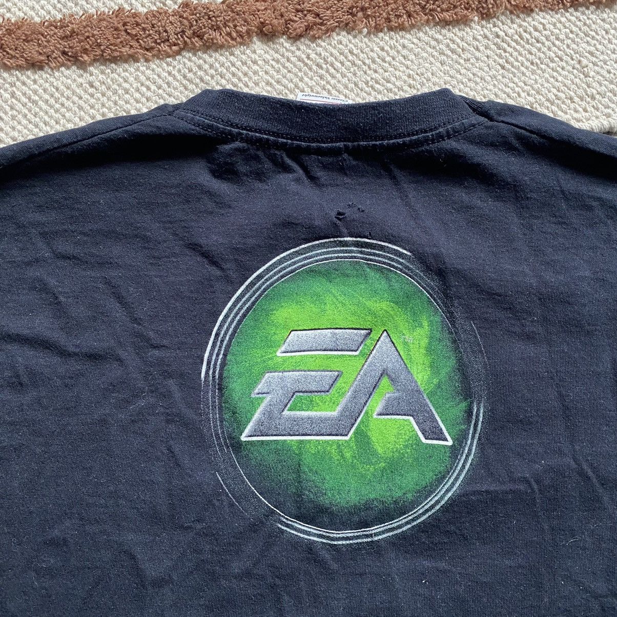 Vintage COMMAND CONQUER 3 EA GAMING WARS T SHIRT Size US XL / EU 56 / 4 - 5 Thumbnail