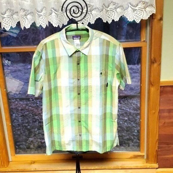 Patagonia Patagonia Short Sleeve Collared Button-down Casual Sz XL Shi Size US XL / EU 56 / 4 - 1 Thumbnail