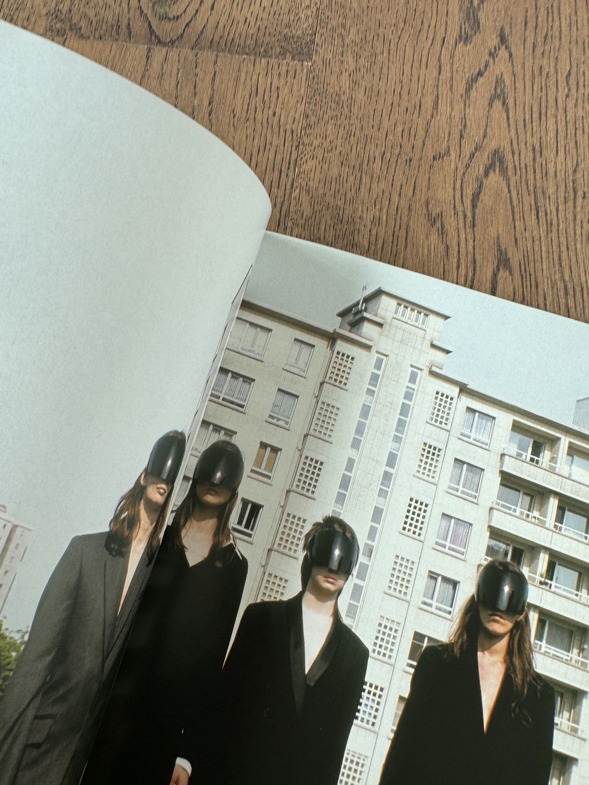Maison Margiela A Magazine Belgium issue 1 Curated by Martin Margiela 2004 Size ONE SIZE - 7 Thumbnail