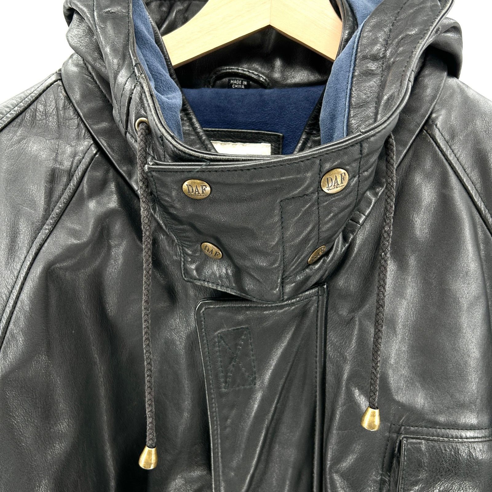 Vintage 90s DAF David Fahren Black Leather Hooded Bomber Jacket Size US L / EU 52-54 / 3 - 3 Thumbnail