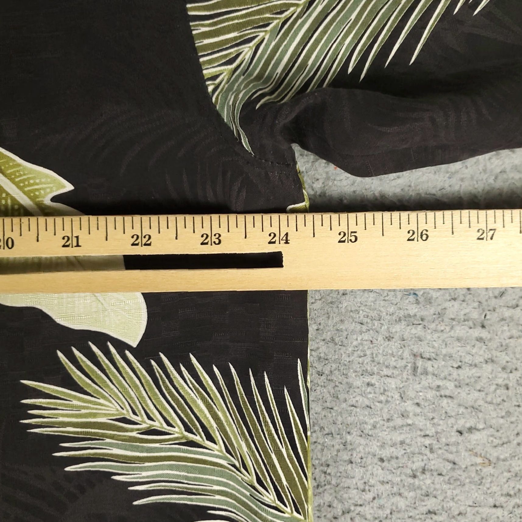 Tommy Bahama Tommy Bahama Shirt Mens Large Black Floral Hawaiian Button Up Short Sleeve Size US L / EU 52-54 / 3 - 6 Thumbnail