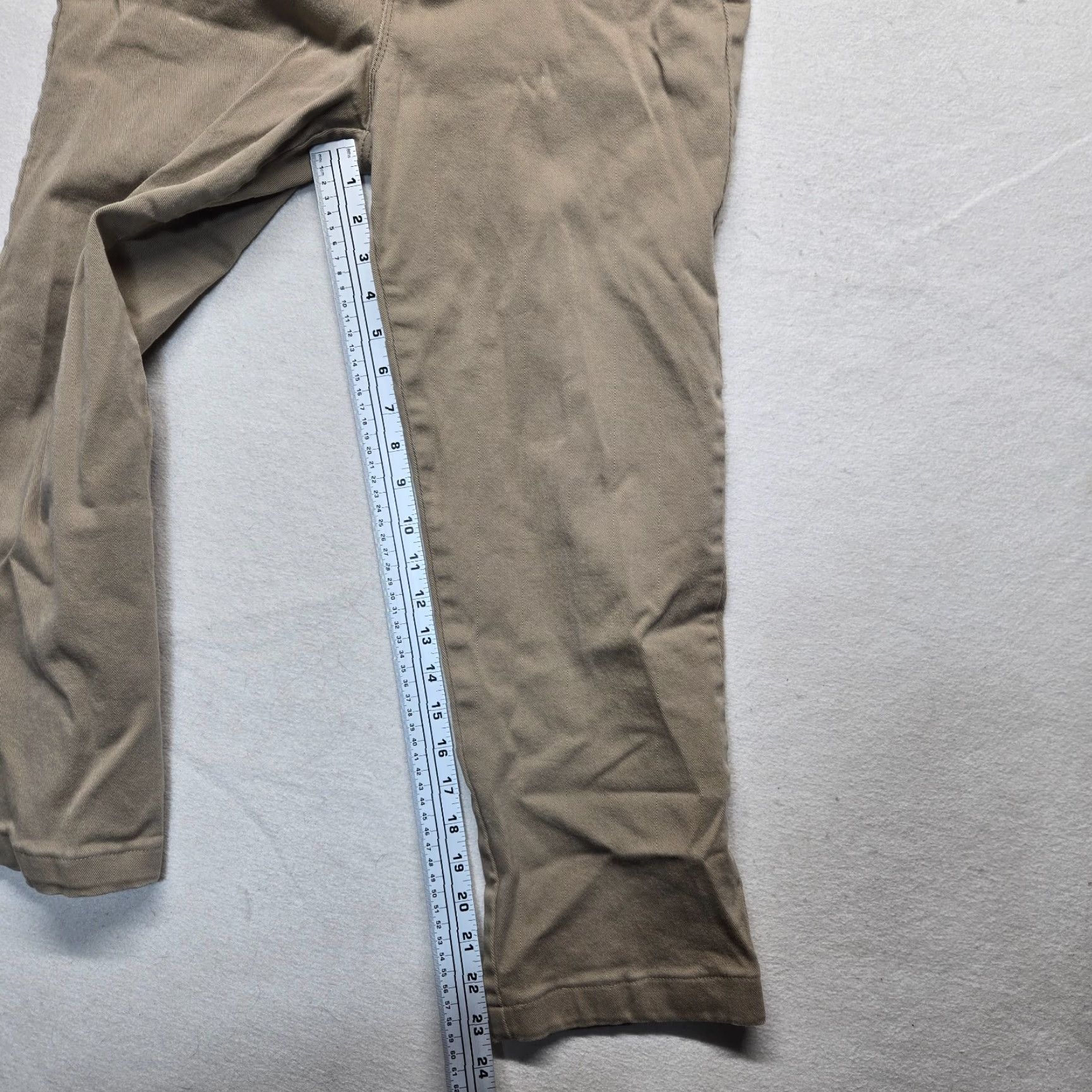 Gloria Vanderbilt Gloria Vanderbilt Women’s Stretch Twill Beige Khakis Pants 12P Petite Tan Beige Stretch Pockets Womens Size 34" / US 12 / IT 48 - 7 Thumbnail