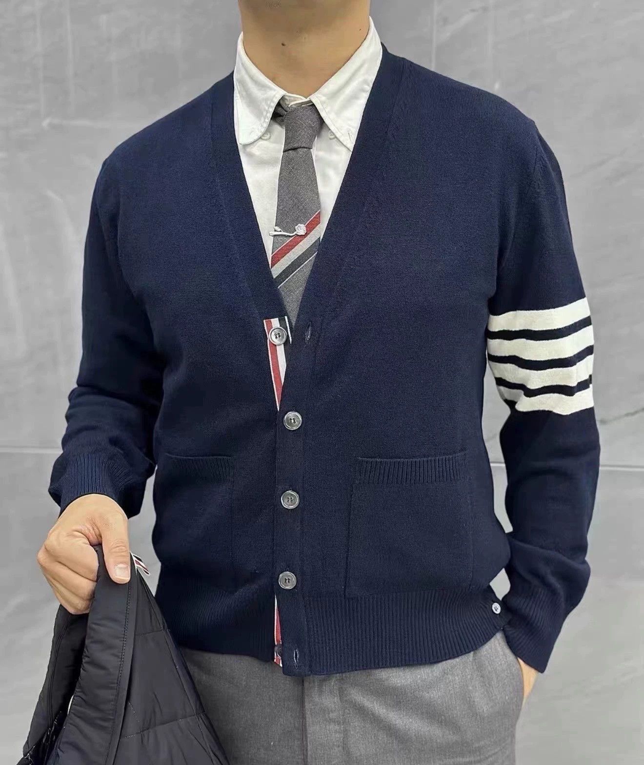 Thom Browne Thom Browne Classic 3-Color Stripe Tie Medium Gray Size ONE SIZE - 7 Thumbnail
