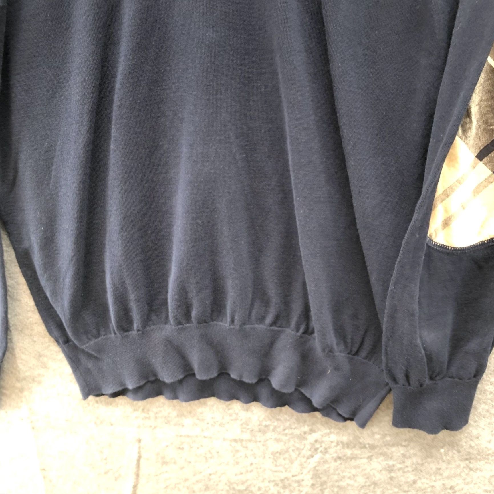 Barbour Barbour V-Neck Sweater Mens M Cotton Navy Blue Elbow Patch Lightweight Regular Knit Pullover Casual Winter Fall Spring Long Sleeve Logo Pattern: Solid Size US M / EU 48-50 / 2 - 5 Thumbnail