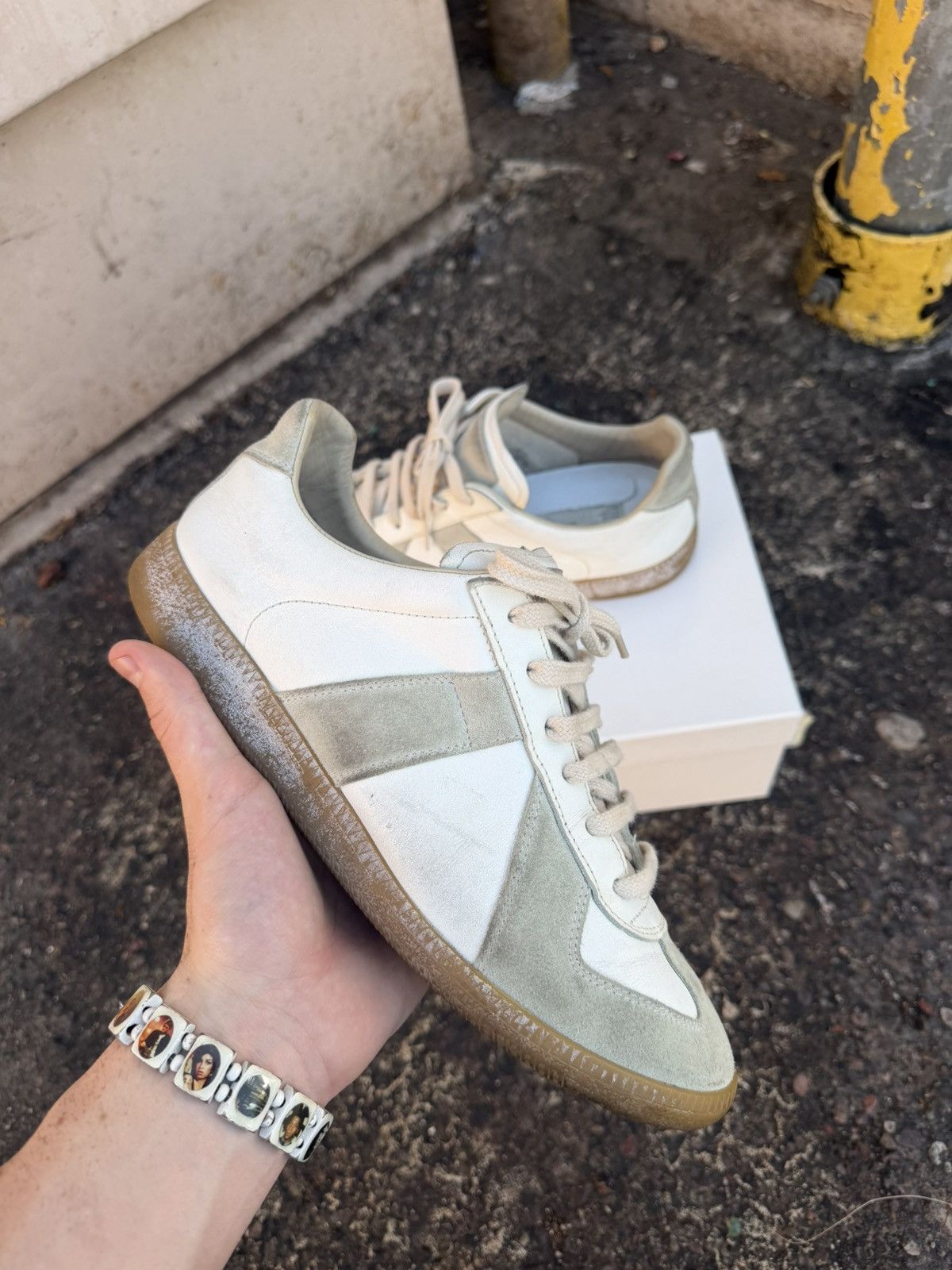Maison Margiela Maison Margiela White GAT Size US 8 / EU 41 - 2 Thumbnail